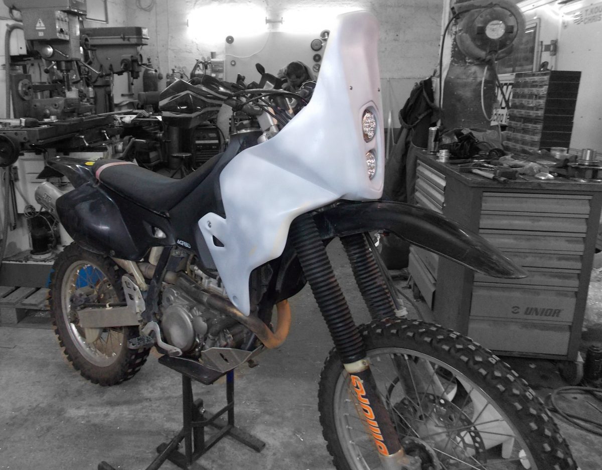 SUZUKI DRZ 400 RALLY FAIRING RFR TYPE Perfect fairings