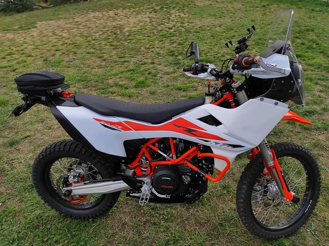 Perfect fairings ktm 690 hotsell